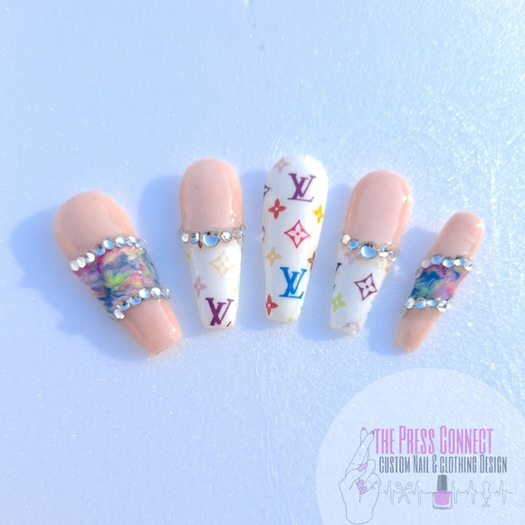 Press on Nails - Picture 1 of 5